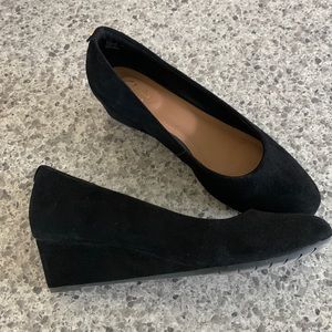 Clarks black wedge heel black velvet size 8